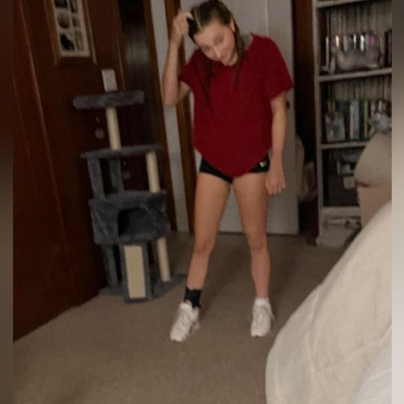 HIII Im Avery!!!! 🥰🥰I hope you like my clothes!! - Picture 4 of 4